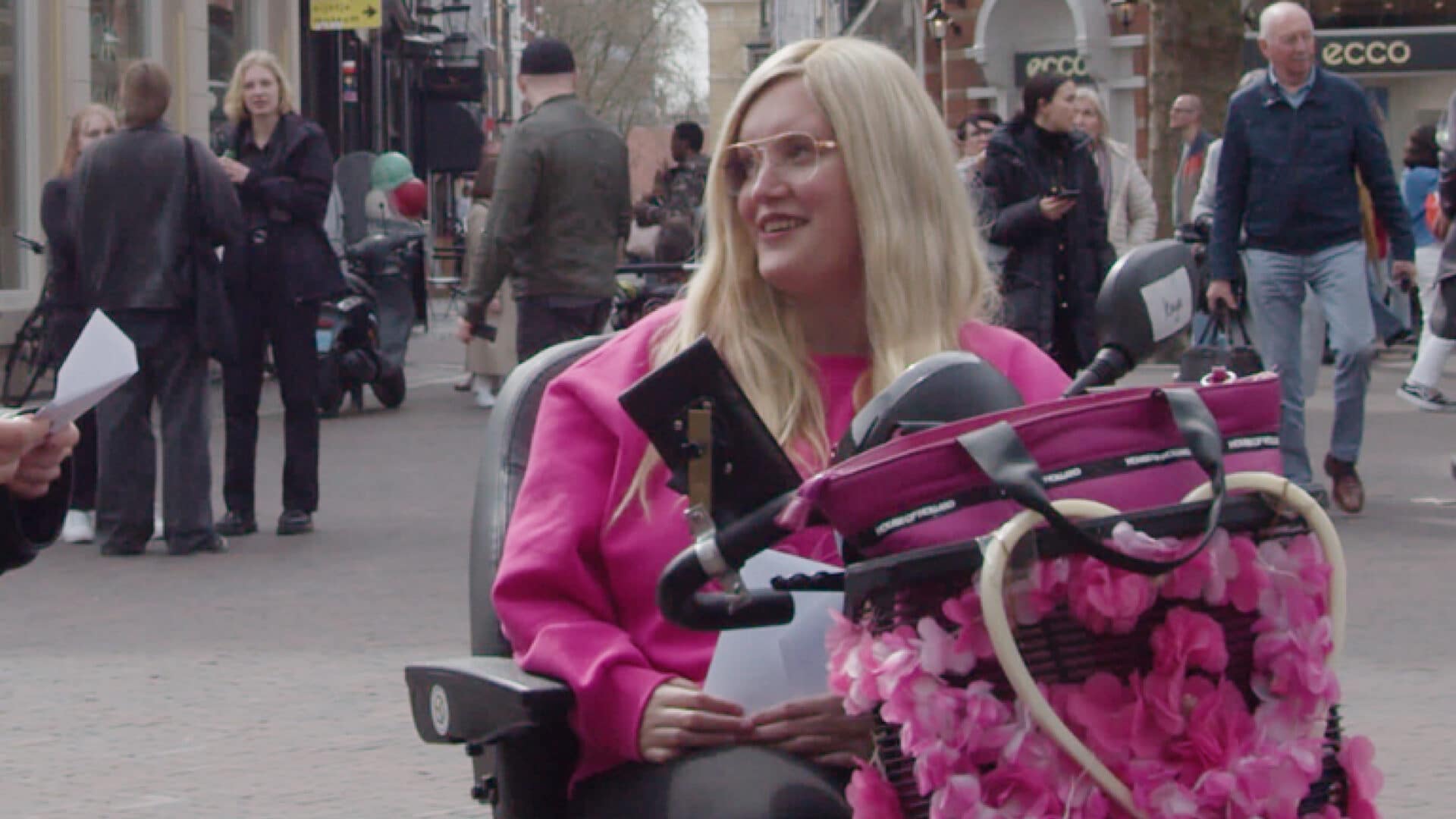Kaya (23) maakt pesten bespreekbaar